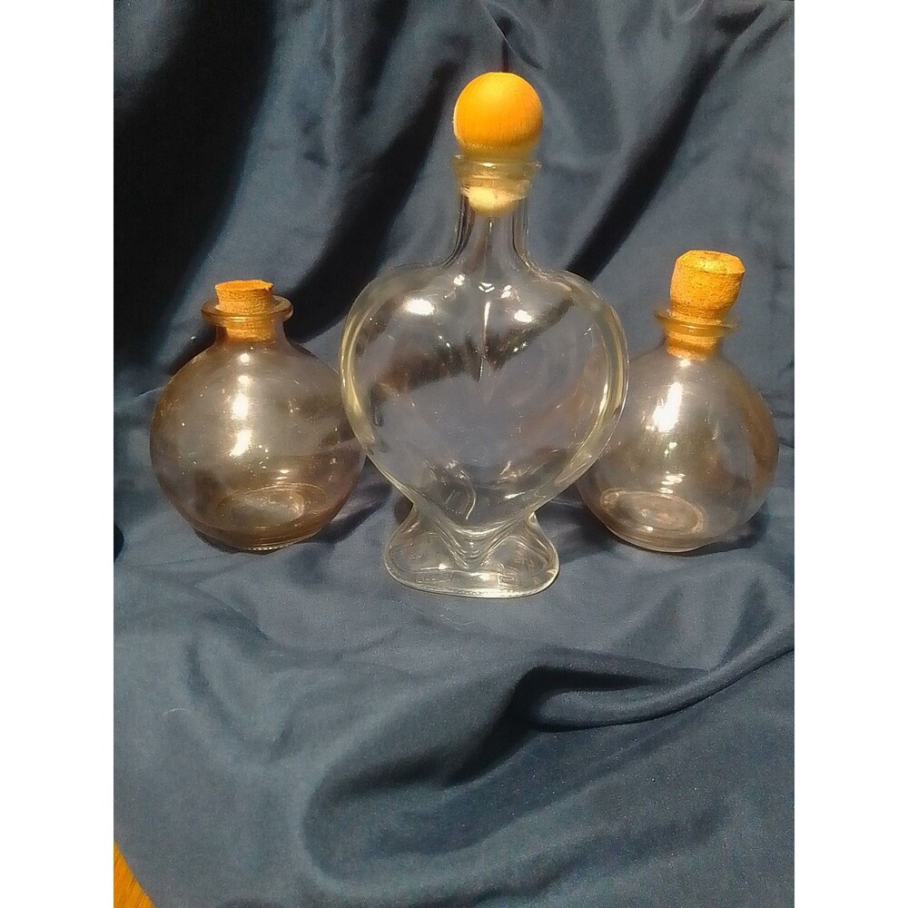 3-piece vintage-style glass bottle set